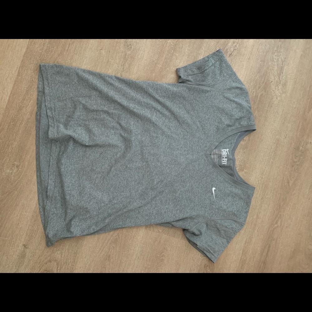 Nike T-shirt